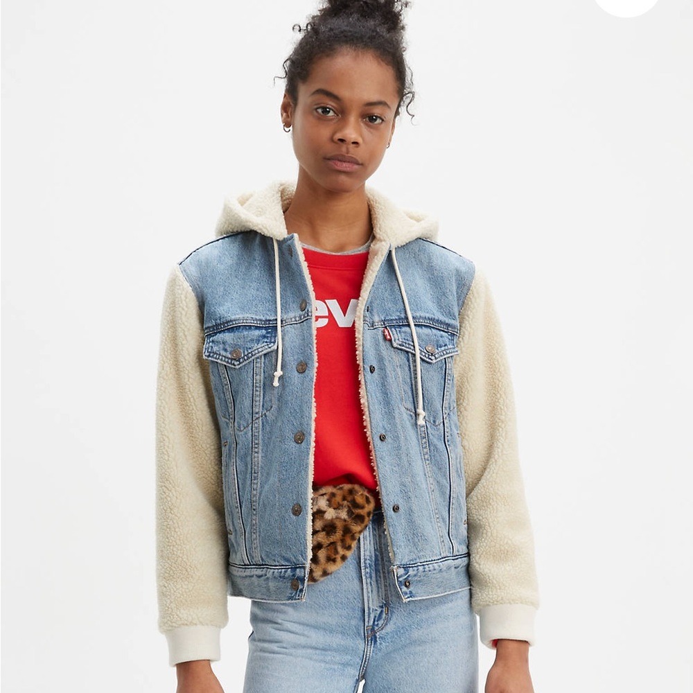 Levi’s Ex-Boyfriend Sherpa Hooded Trucker Jacket